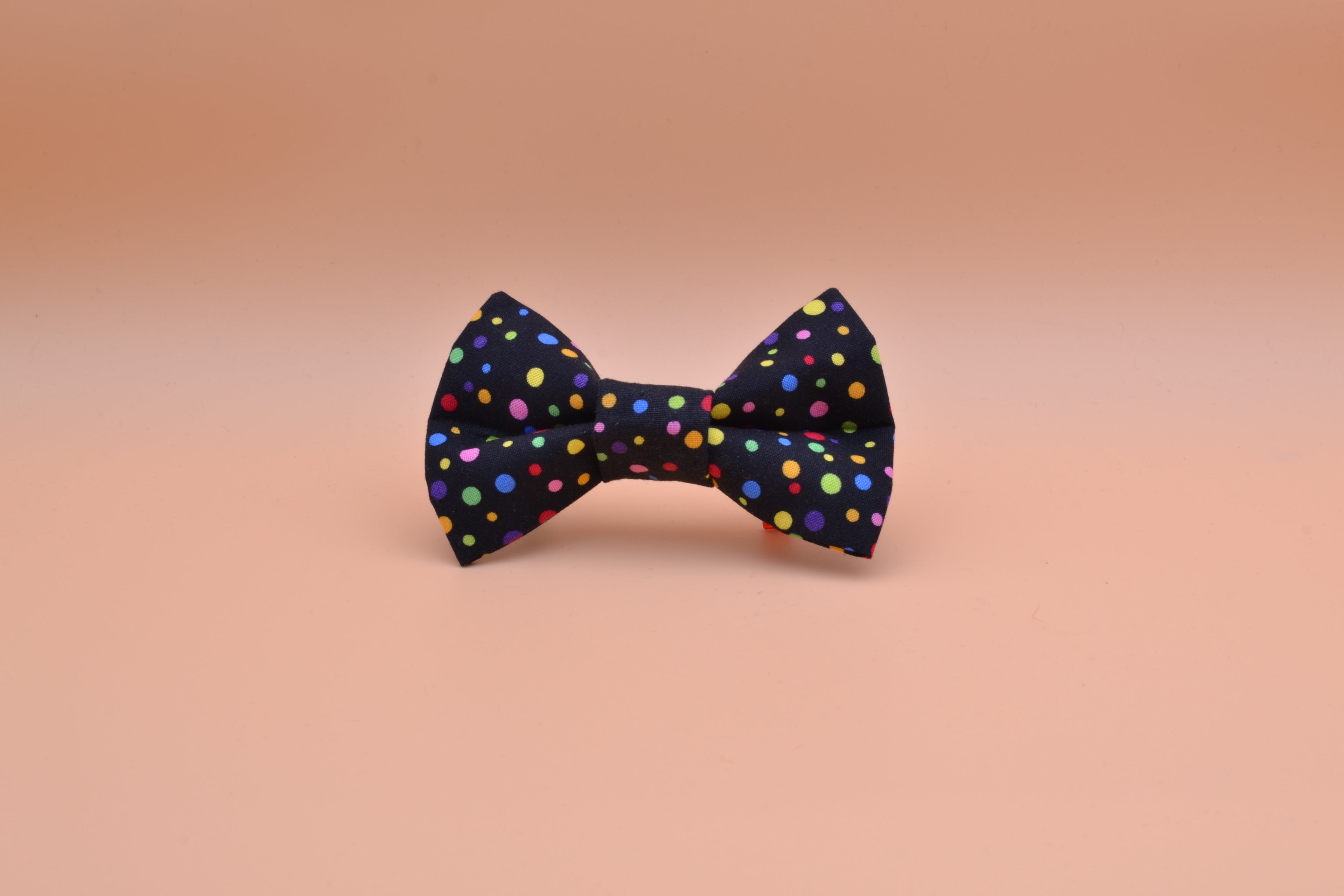 Bow Tie-Pretty Dots