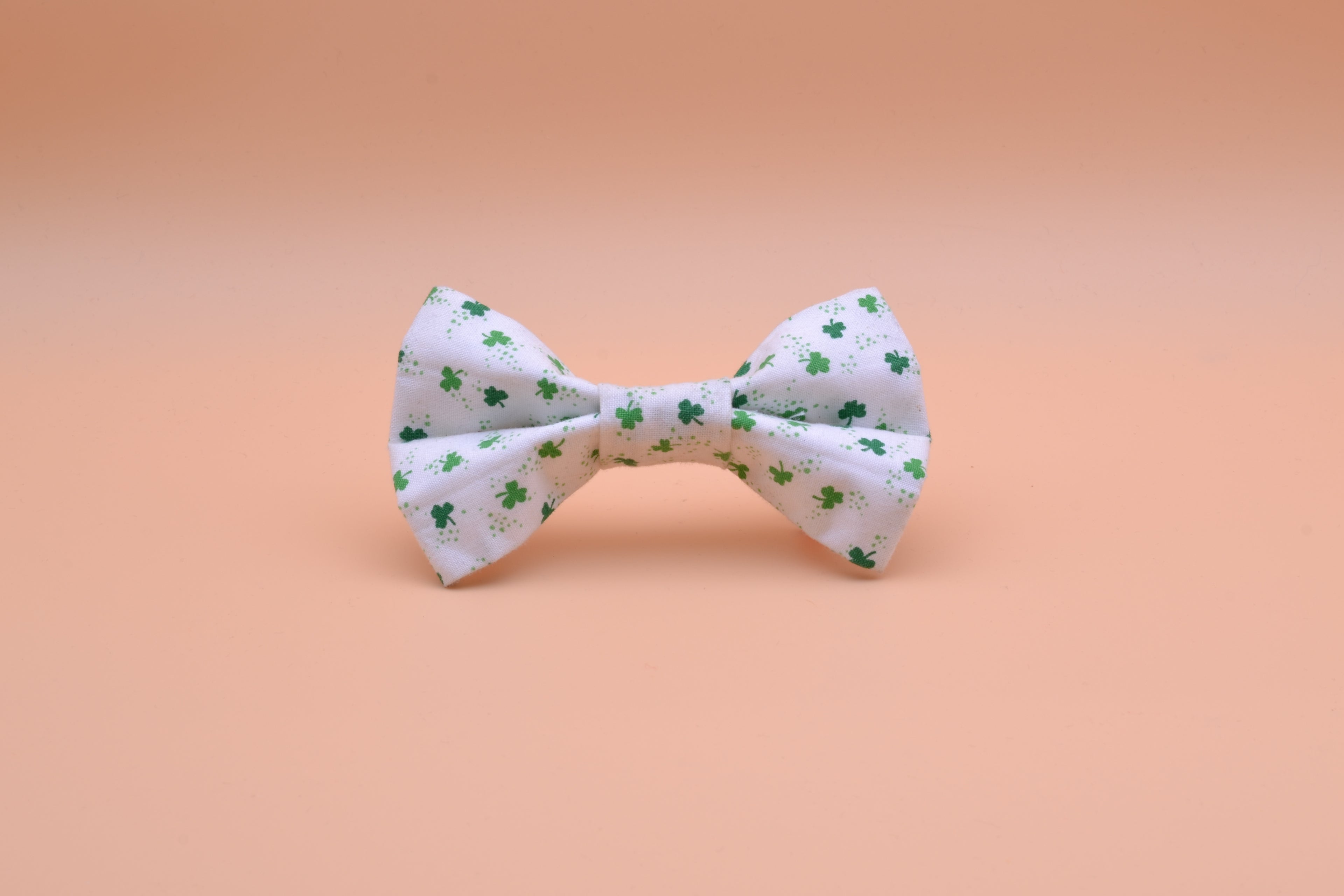 Bow Tie-Tiny Clover