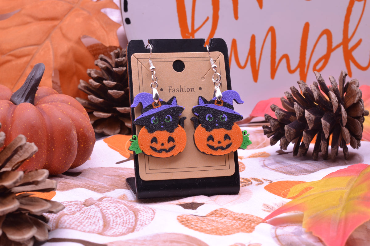 Be-kittywitched Pumpkins.